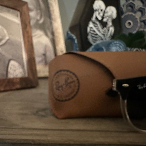 Ray-Ban Black and Gray Sunglasses - Picture 2 of 5